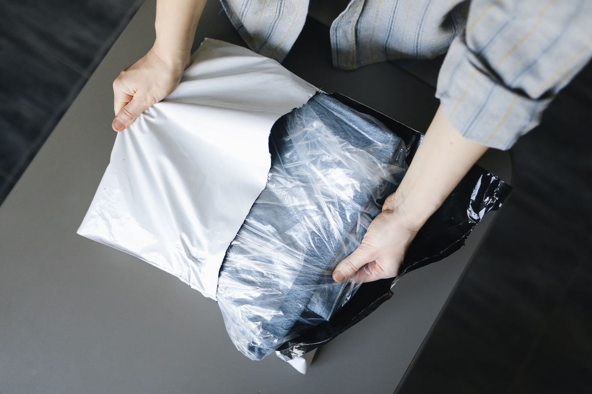 Zenith White Courier Bag 12.5x16 inch: white courier bag